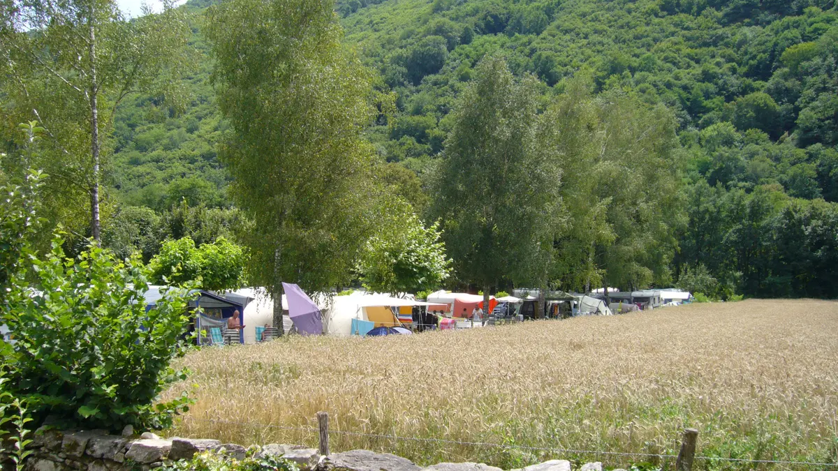 Camping à la campagne 1 - Camping le Vaurette - Argentat - Vallée de la Dordogne