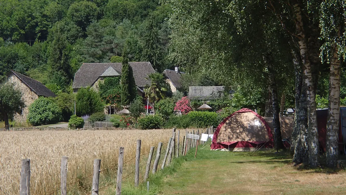 Camping à la campagne 3 - Camping le Vaurette - Argentat - Vallée de la Dordogne