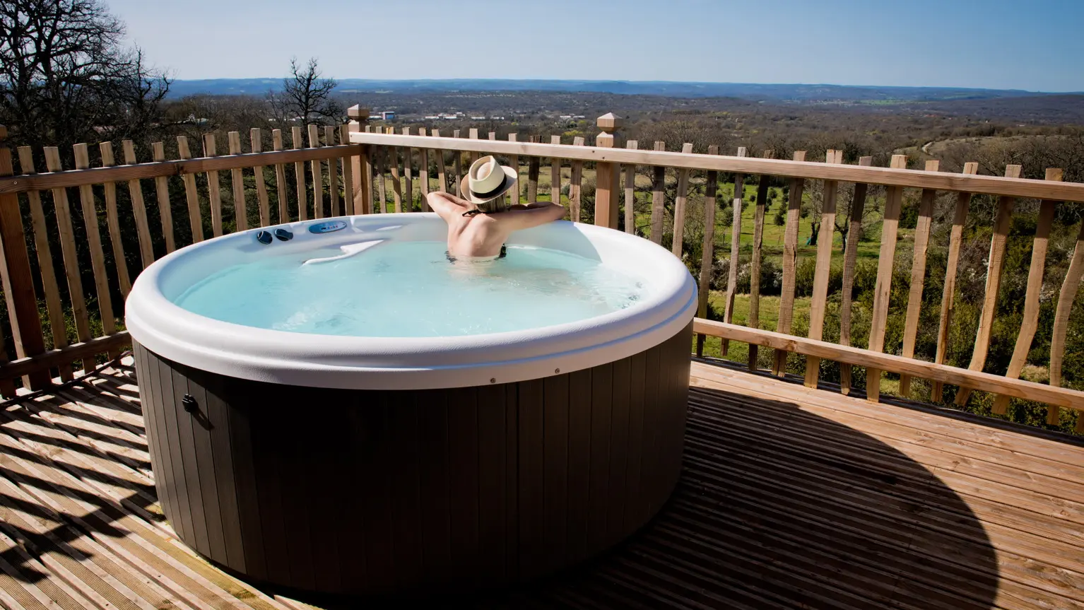 Cabane Spa La Truffière - Jacuzzi