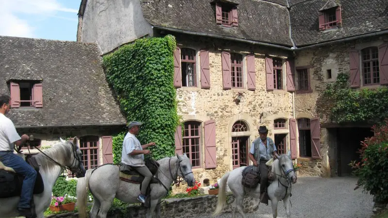 Accueil Cavaliers - Le Pradel - Monceaux-sur-Dordogne