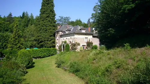 Ch-hotes-LeSautDeLaBergere_maison