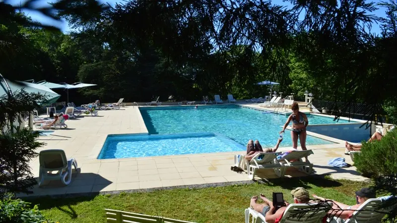 ChateauLacomté_Piscine