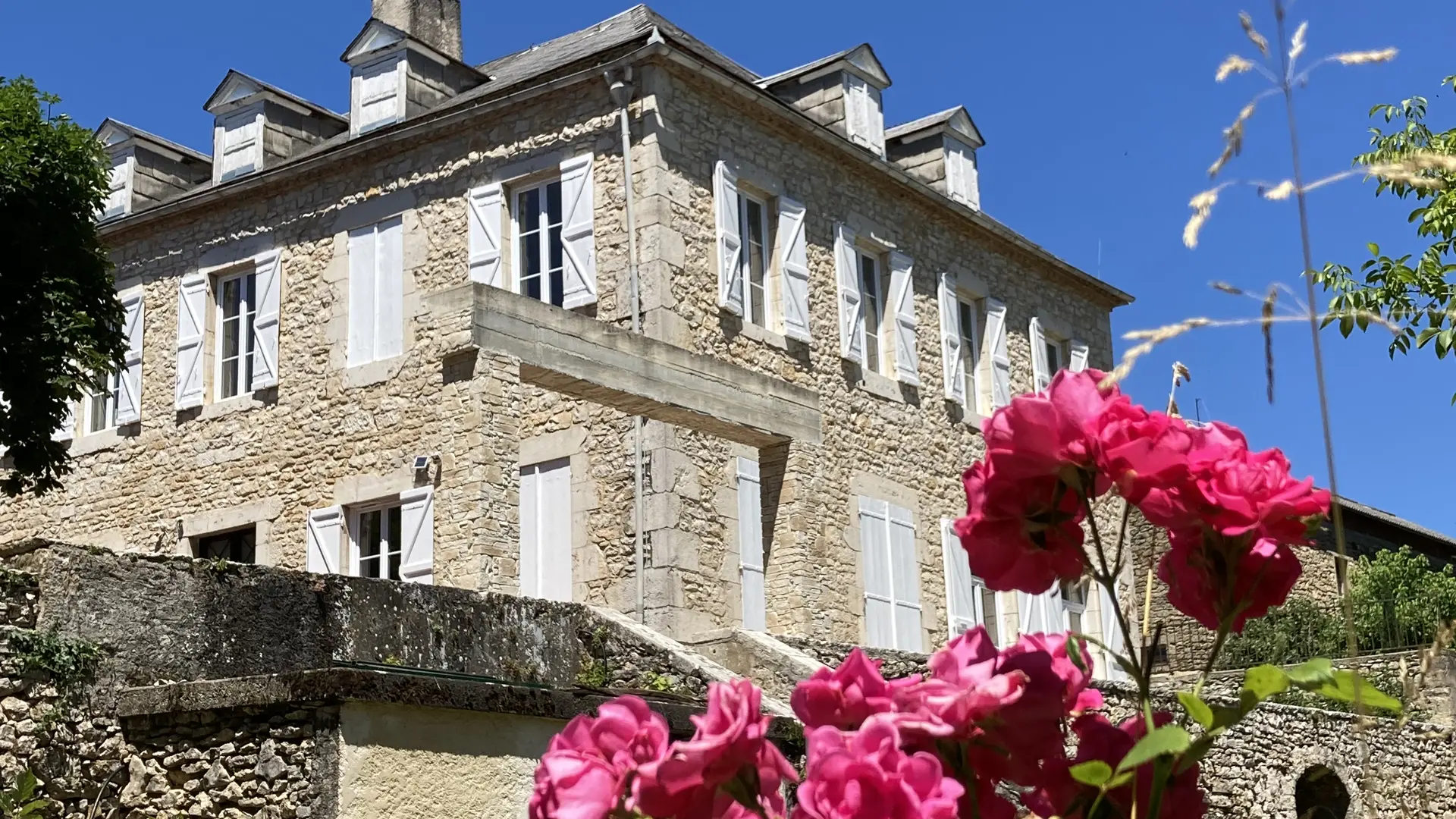 Vue de la maison depuis le parc