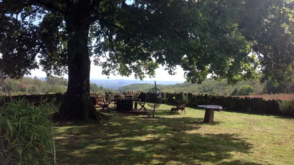 Le jardin et sa vue sur la vallée