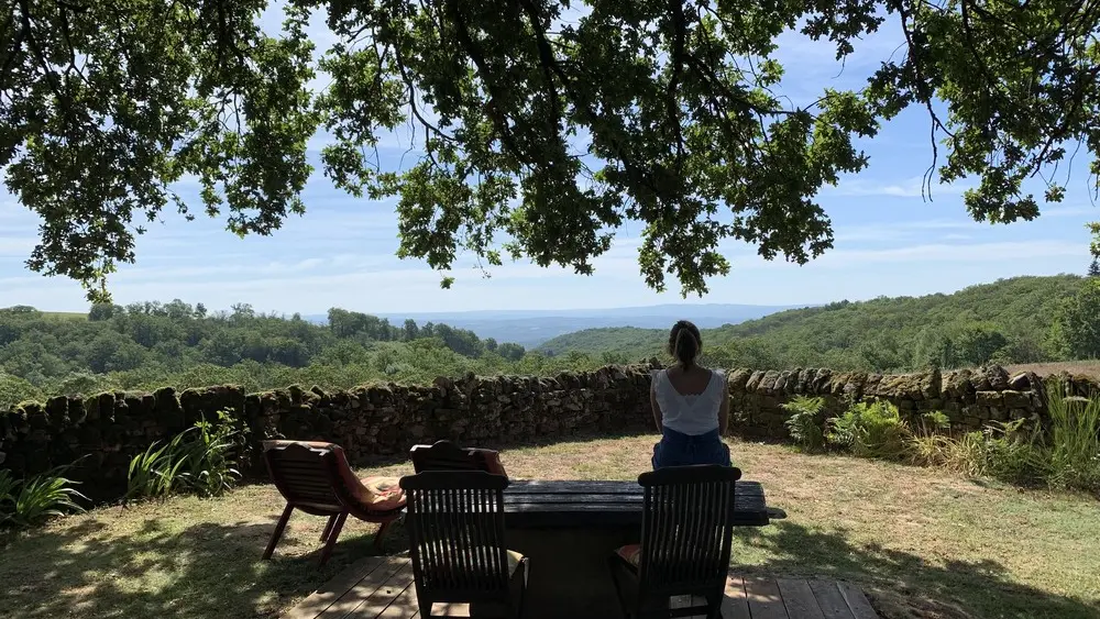 Le jardin et sa vue sur la vallée