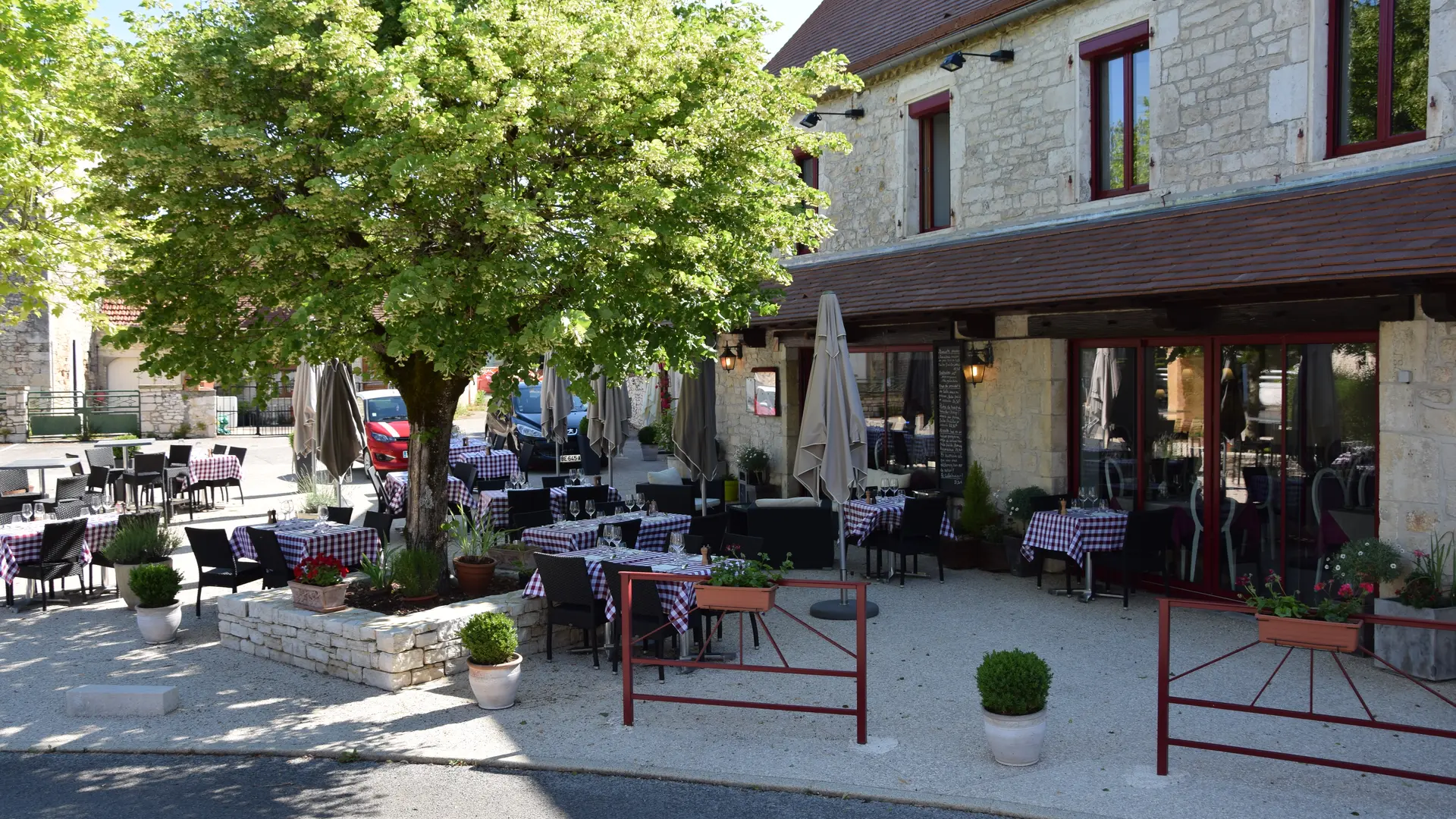 Le Petit Relais-terrasse