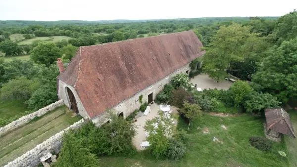 La grange vue du ciel