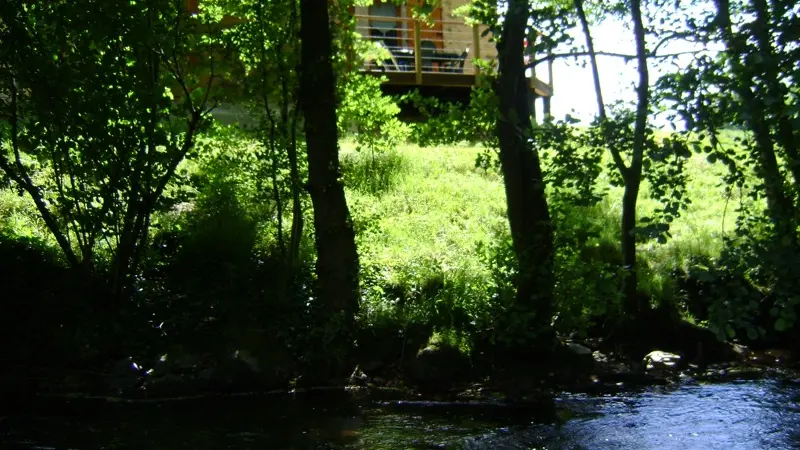 Gîte de Trézagou-MaisoncôtéRivière