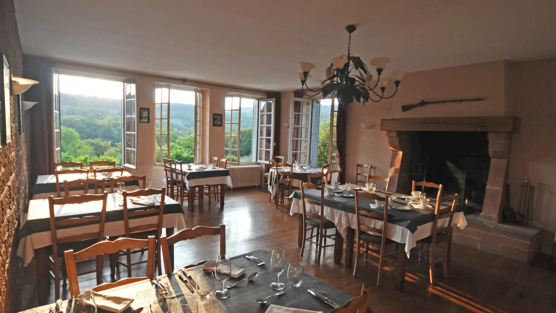 Restaurant Salle 2 - Relais Saint Jacques - Collonges-la-Rouge