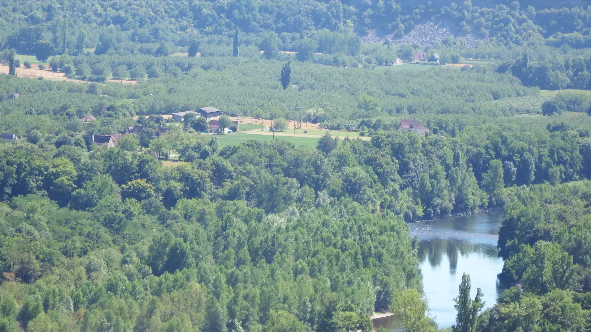 Ferme de Cabrejou-StDenisLesMartel-Rivière Dordogne