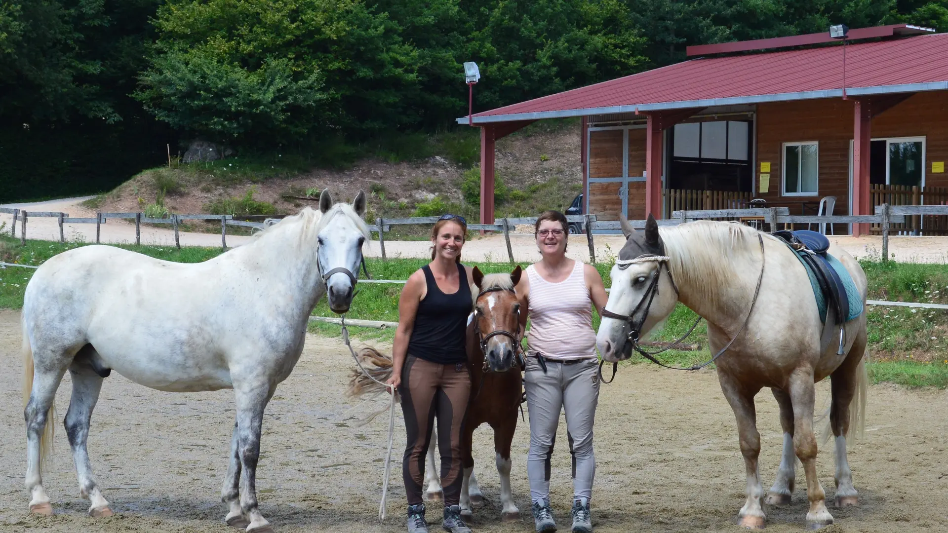 Saint cere equitation clublaure fabienne poneys zoom