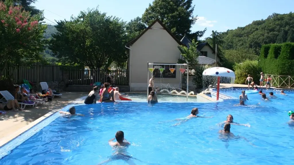 Soleil d Oc - monceaux-sur-Dordogne - piscine