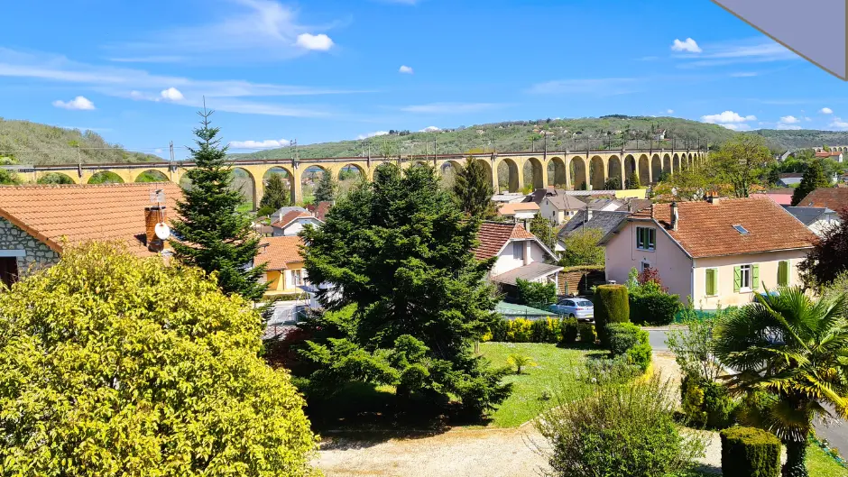 VUE DE LA CHAMBRE