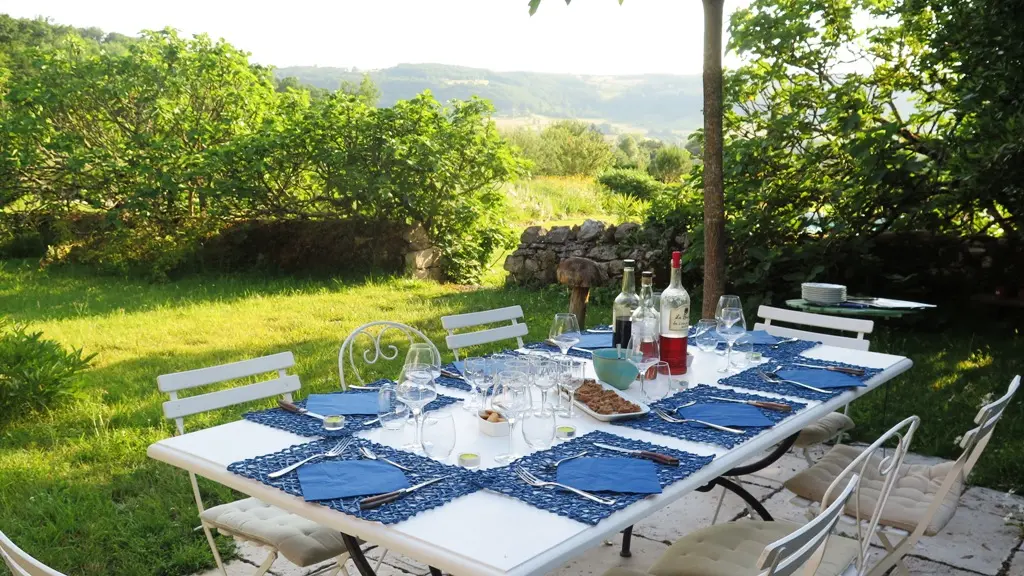 Table d'hôtes en terrasse