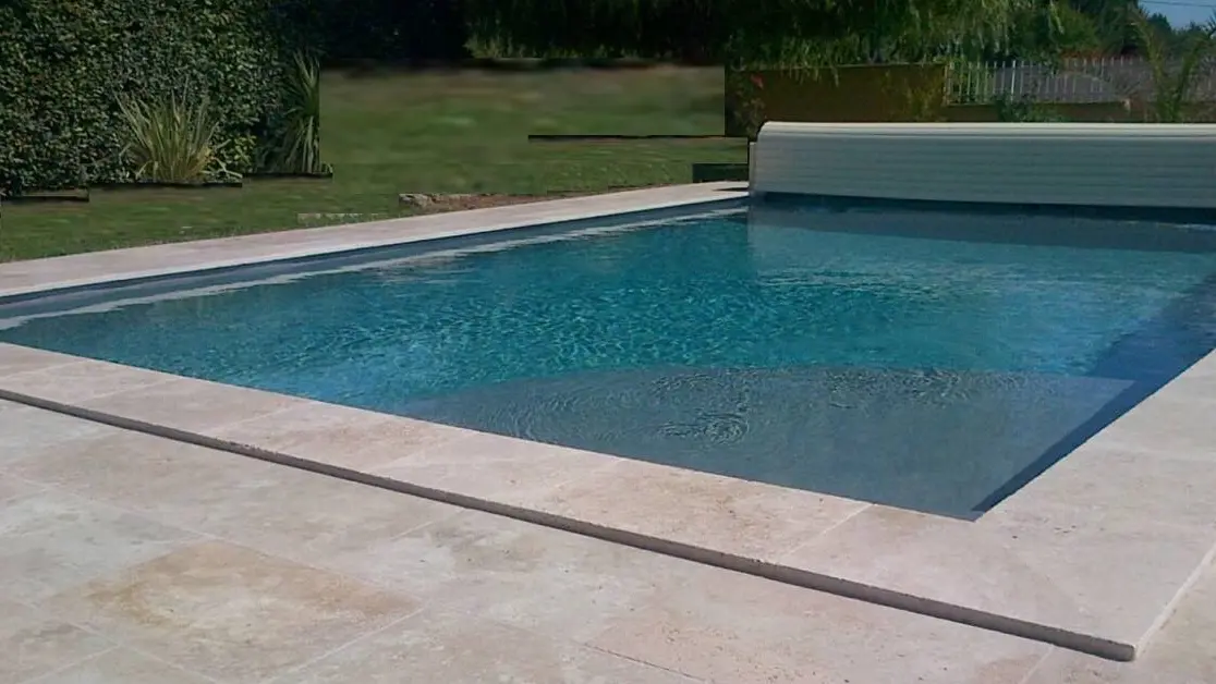 PISCINE 6 M X 12 M