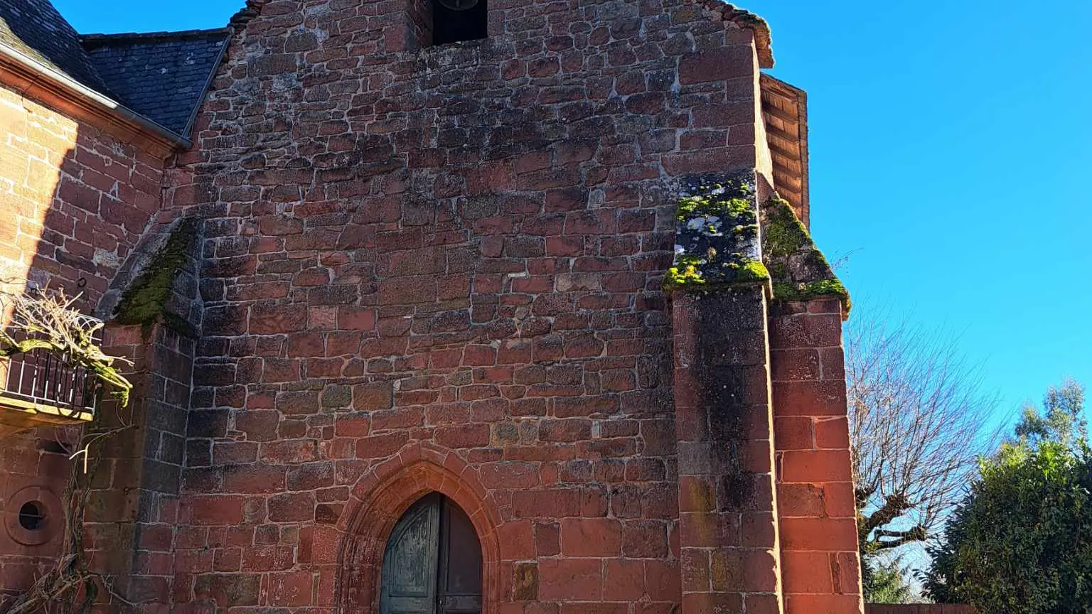 chapelle pénitents devant