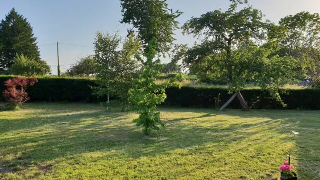 parc arboré et cloturé