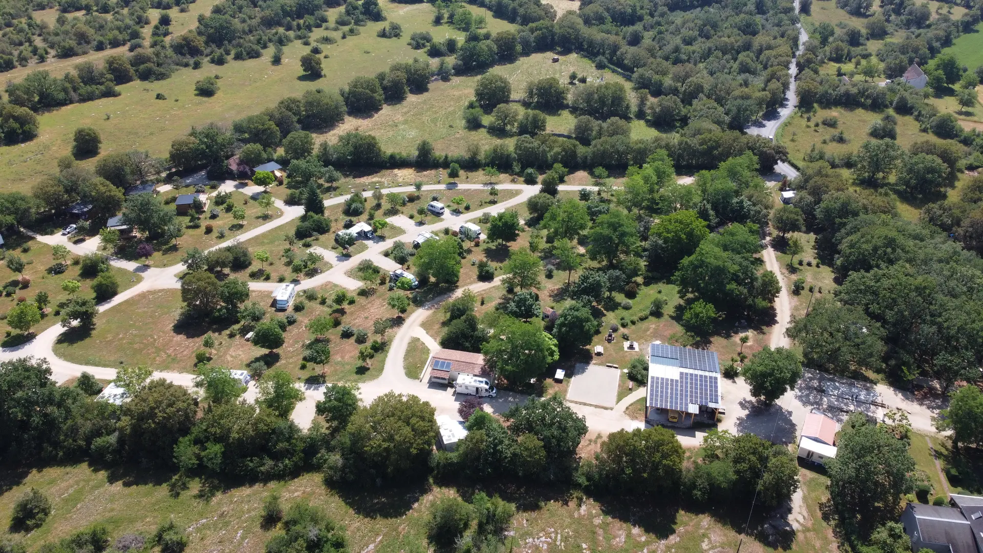 photo aerienne camping les campagnes