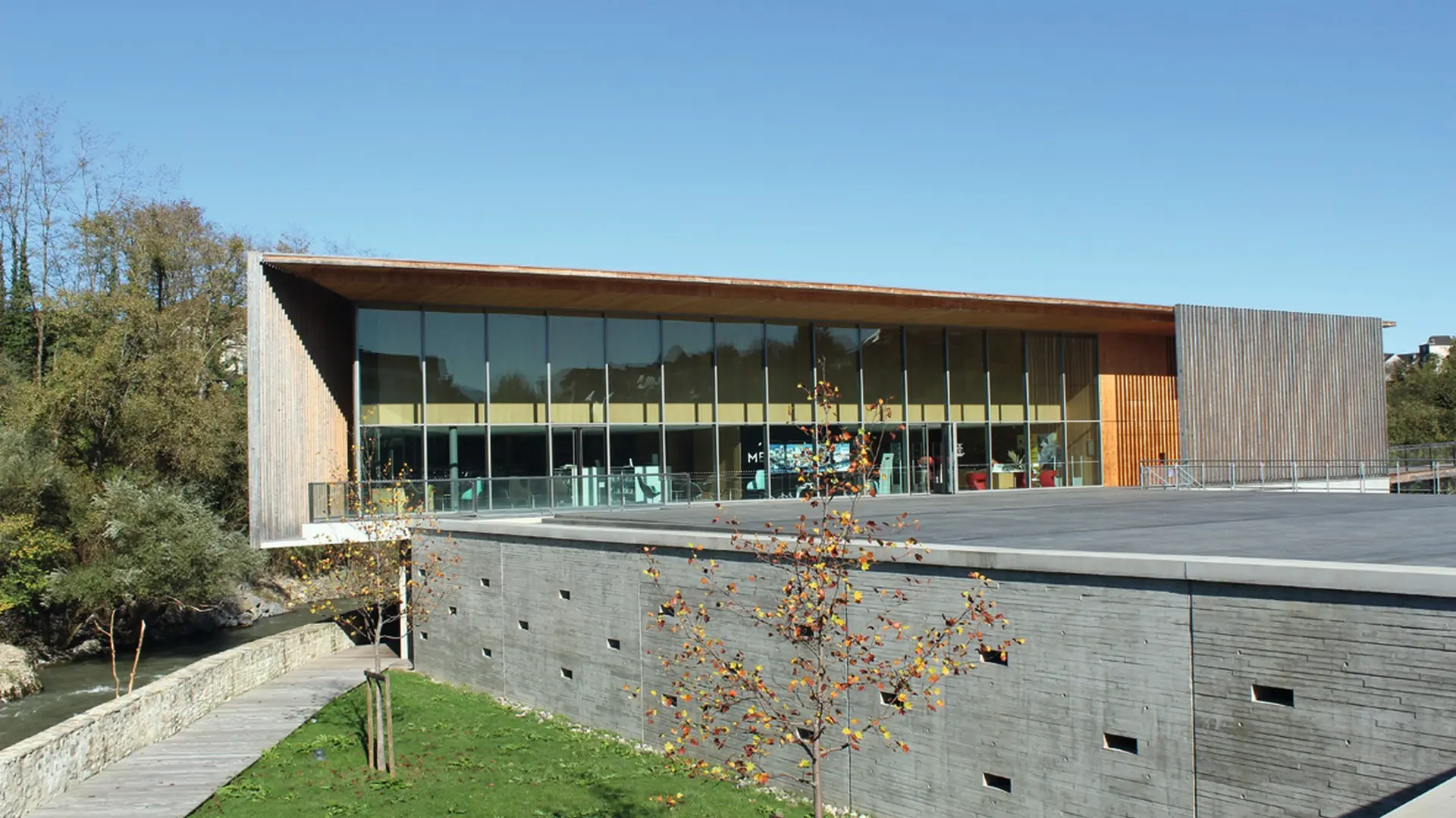 Mediatheque-(OTHB)