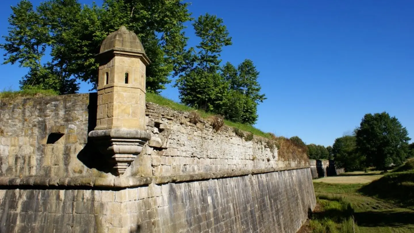 Navarrenx - Les remparts