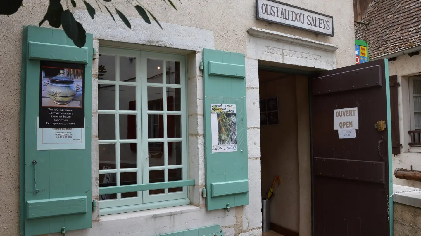 Oustau dou Saleys