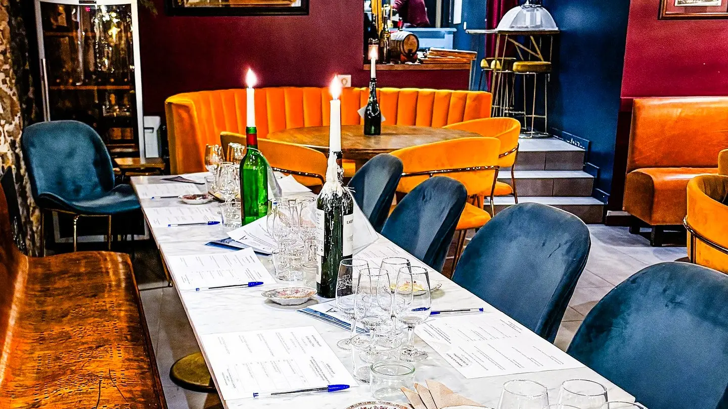 Assemblage bar à vins