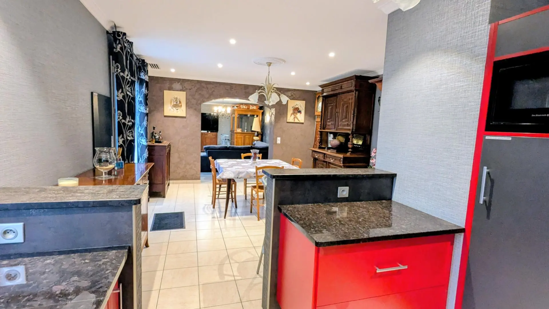 BIERE - Cuisine et Salon