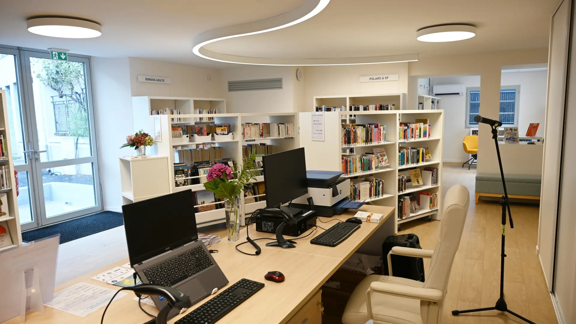 Centre culturel AMBILLE - Accueil - ARETTE (©Mairie Arette)