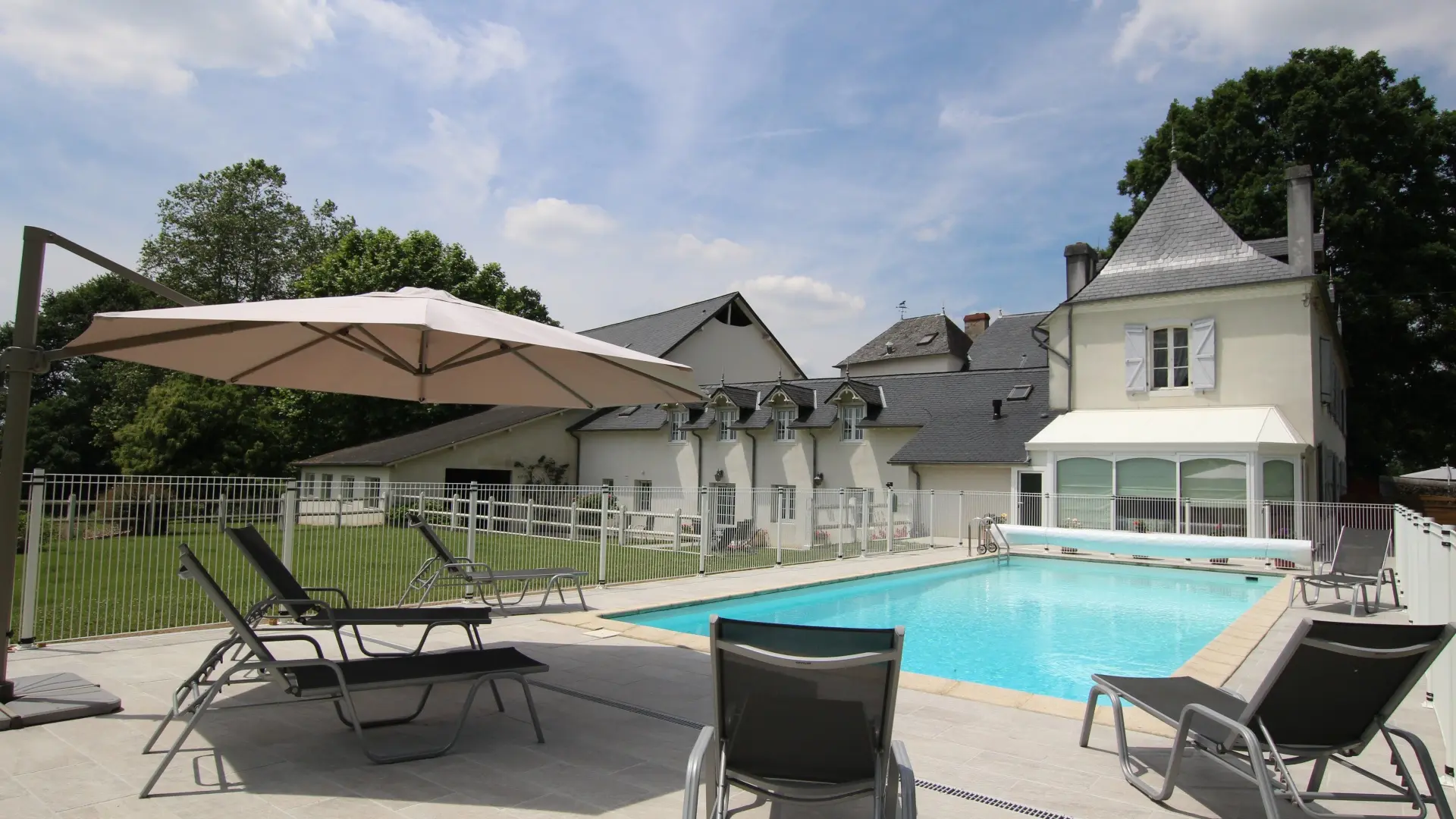 Chambre d'Hôtes Domaine Pédelaborde - Piscine (Odile Civit)