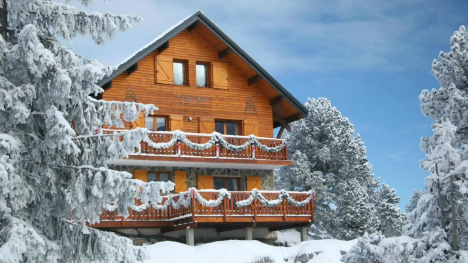 Chalet Mountain Lodge 5*