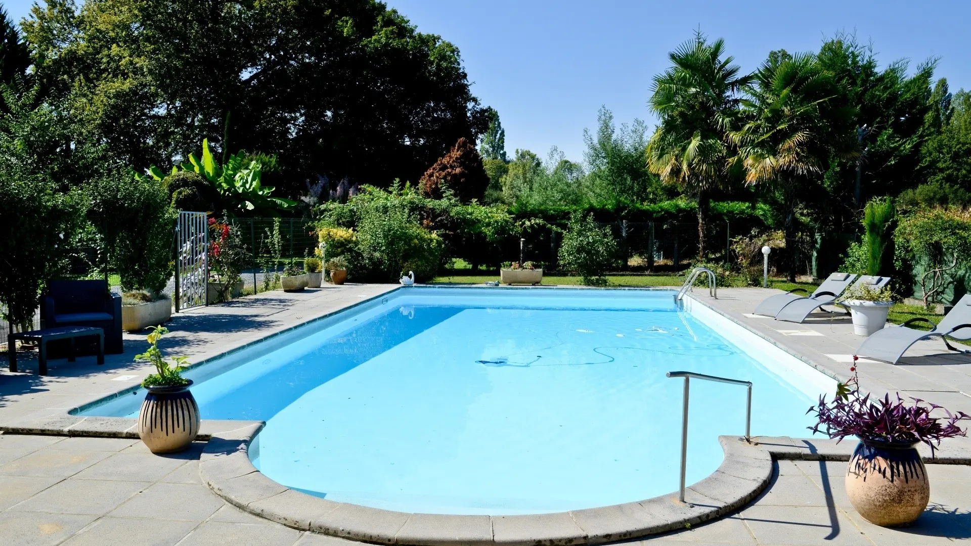 Chez Germaine - Piscine (Christelle Laney)