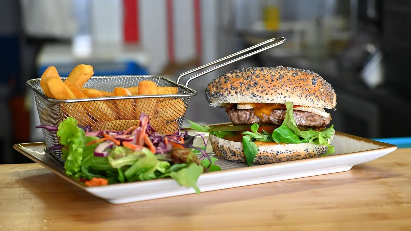 Sur le pouce et plus