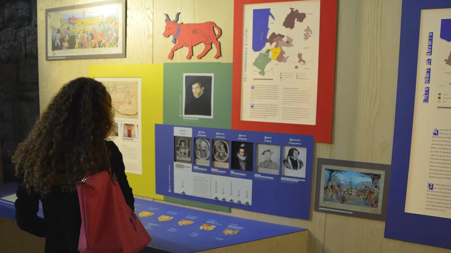 Sauveterre, la Tour Monréal