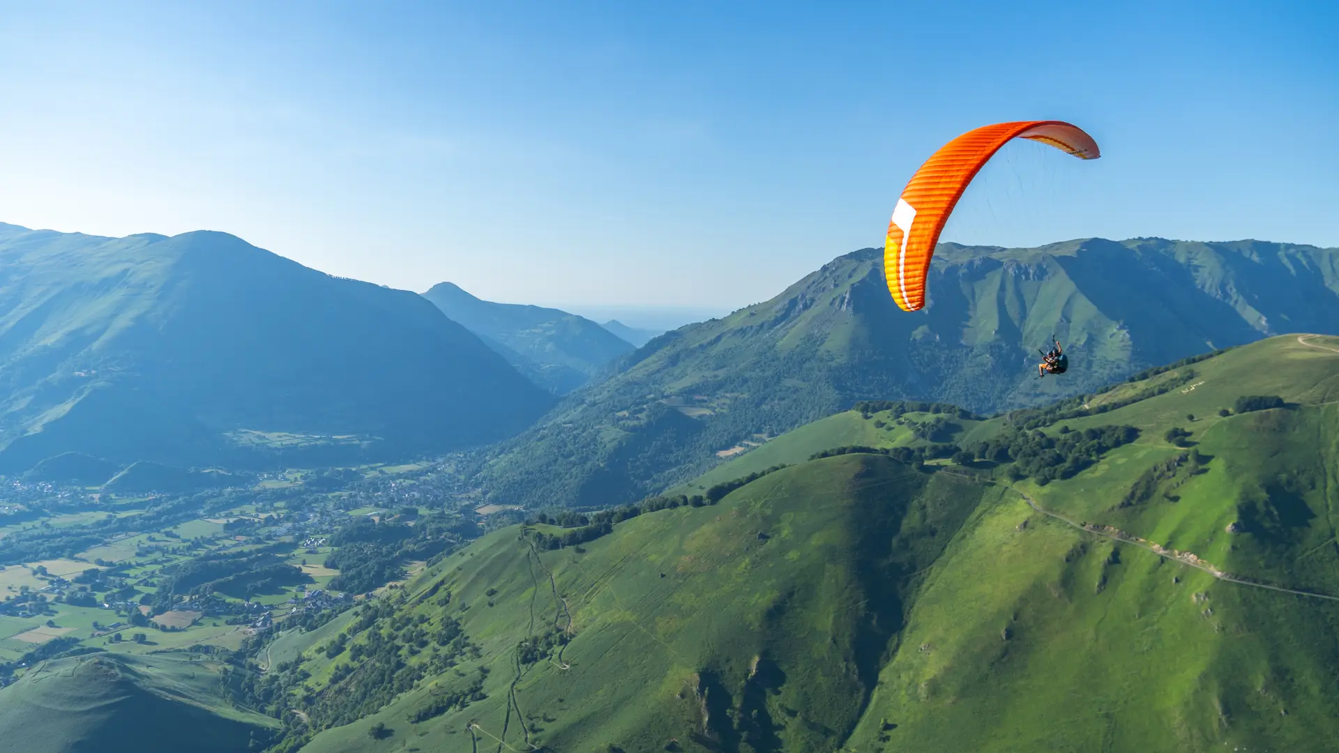Parapente à Accous en vallée d'Aspe