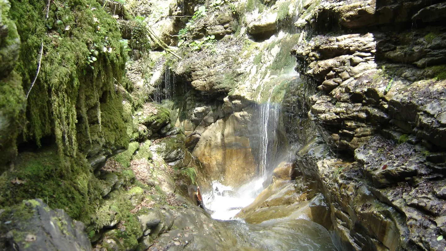 Pyrénées-Aventures-Nouvelles-canyoning Soule Holzarte Kakuetta