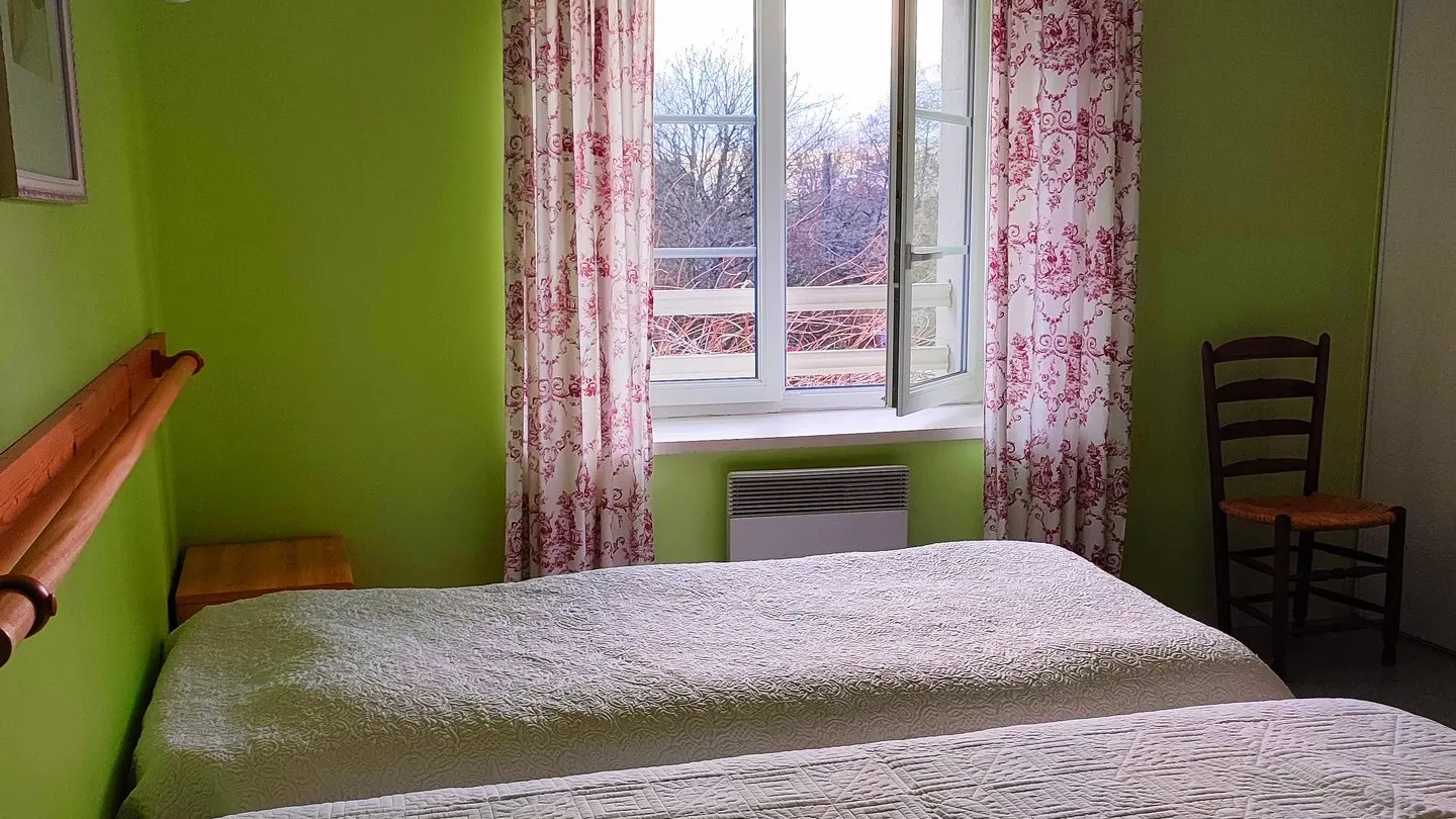 De couleur et d'eau fraîche - Maison - chambre verte