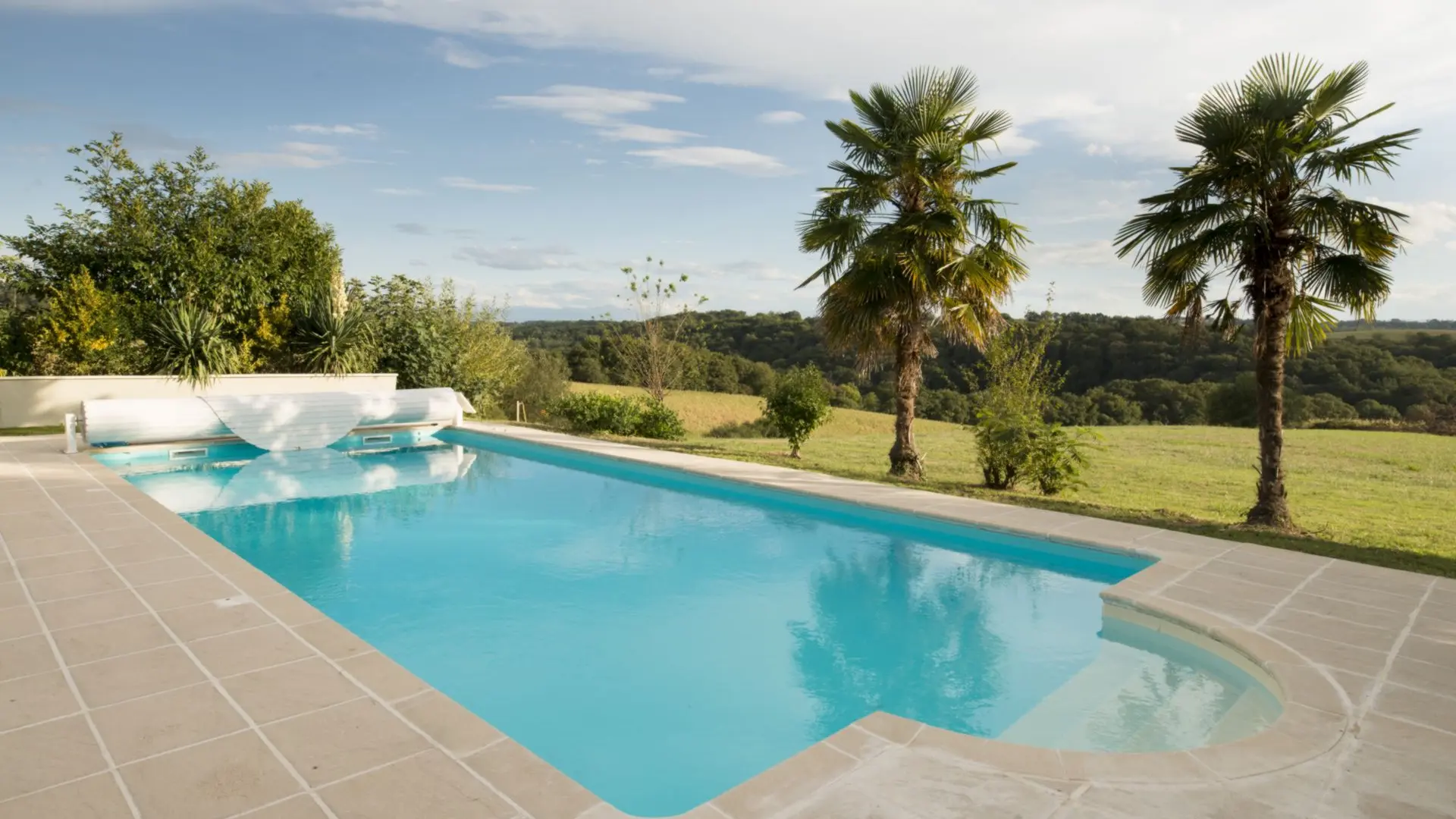 Domaine Hourcabis - piscine2