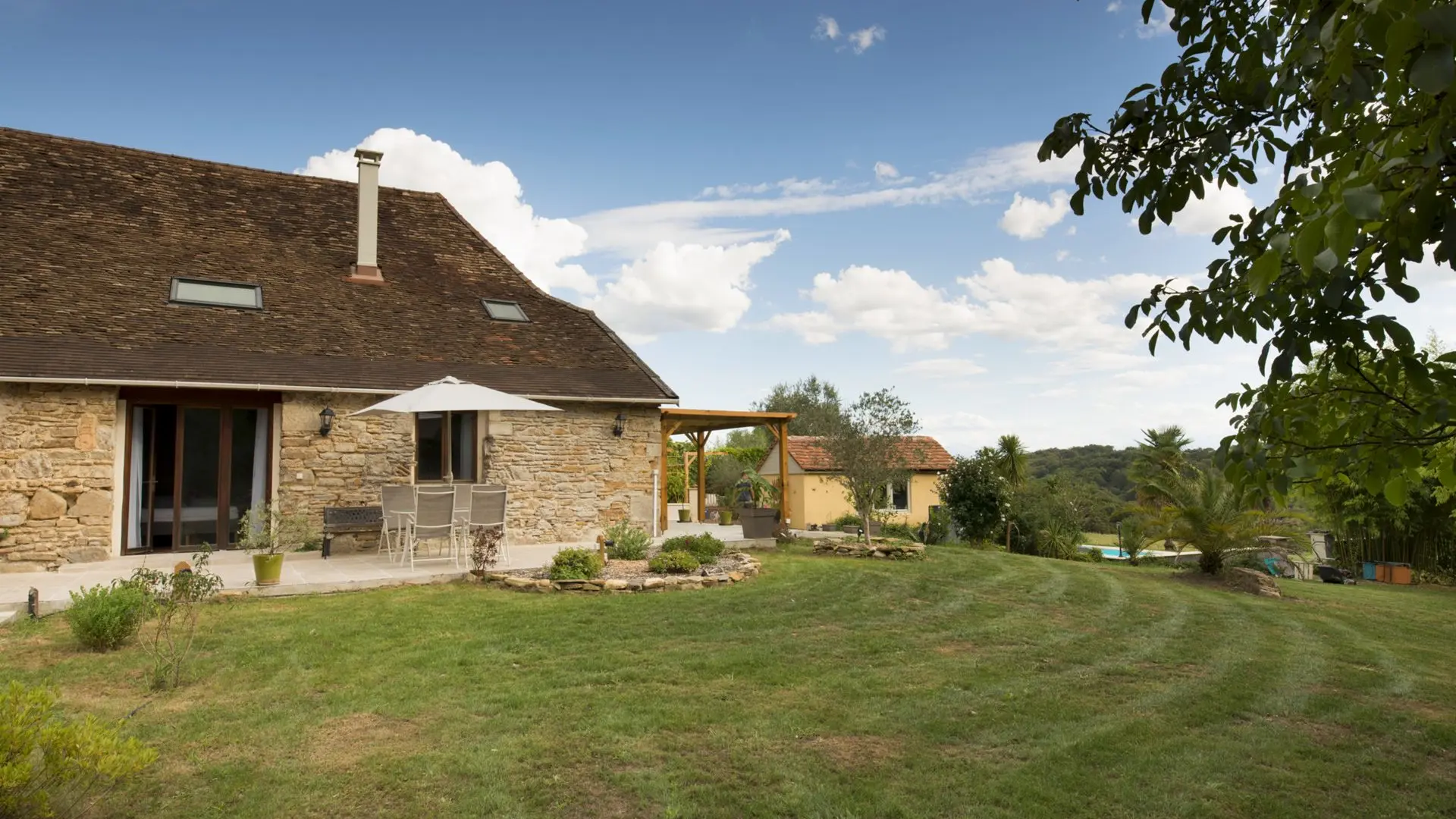 Domaine Hourcabis -extérieur1