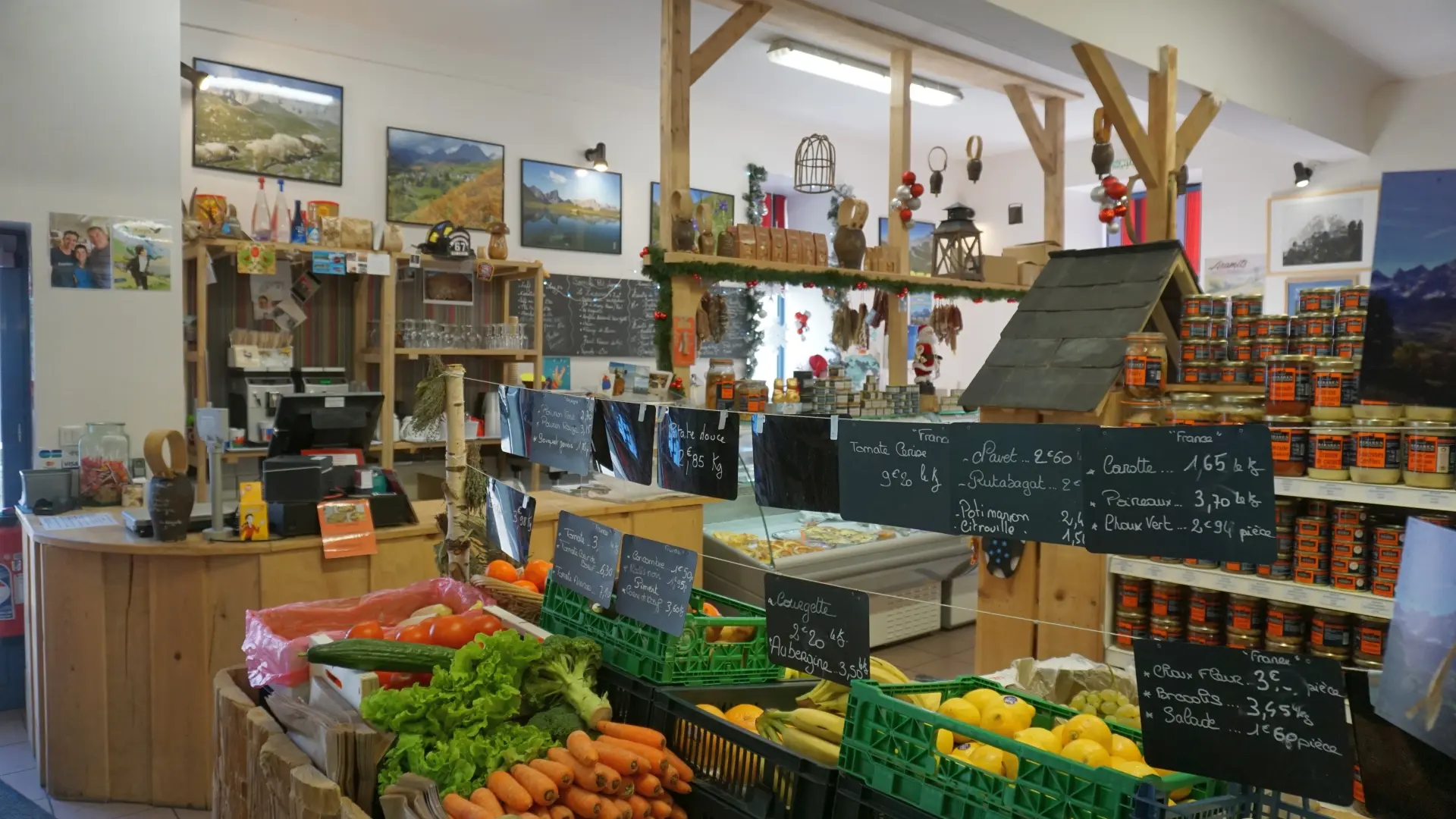 Epicerie-Fuits et légumes-LESCUN