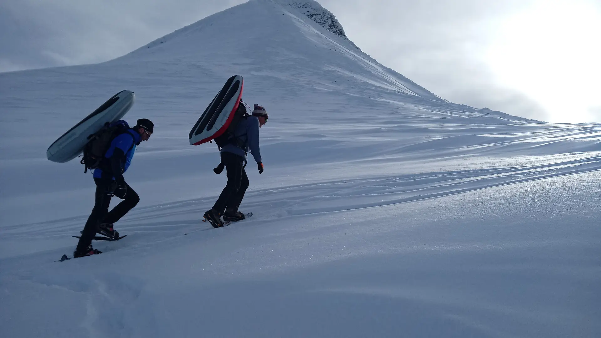 Freeride raquettes-airboard à la Pierre Saint-Martin