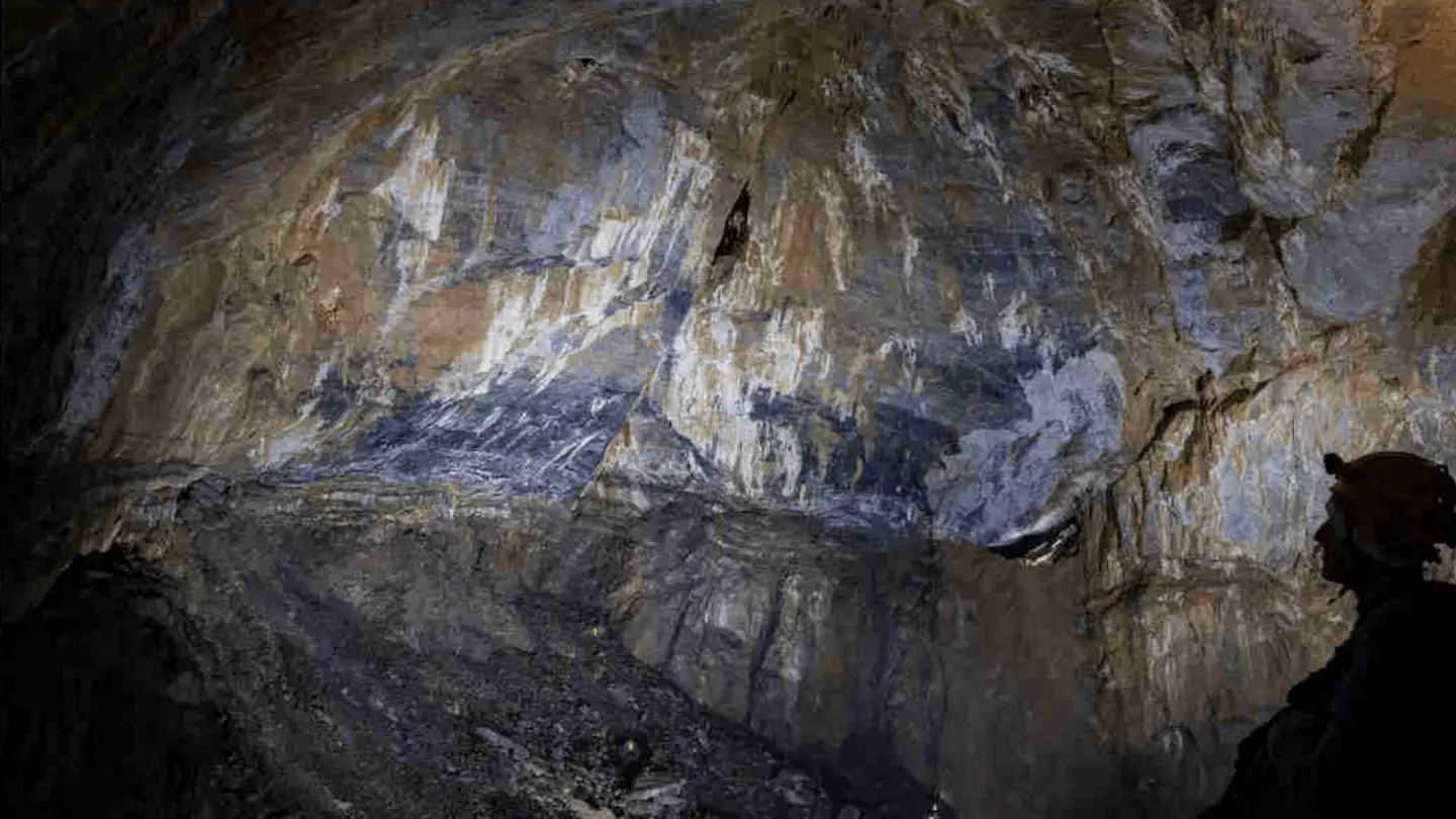 Spéléologie grotte de la Verna - Pays basque