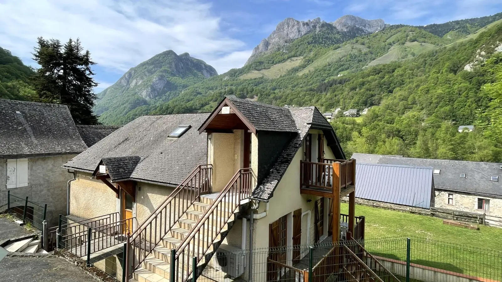 Gîtes Lalanne-Tisné - Entrées indépendantes