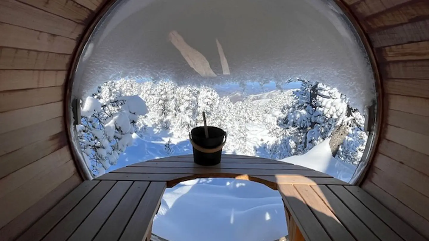 Sauna bulle avec vue sur vallée