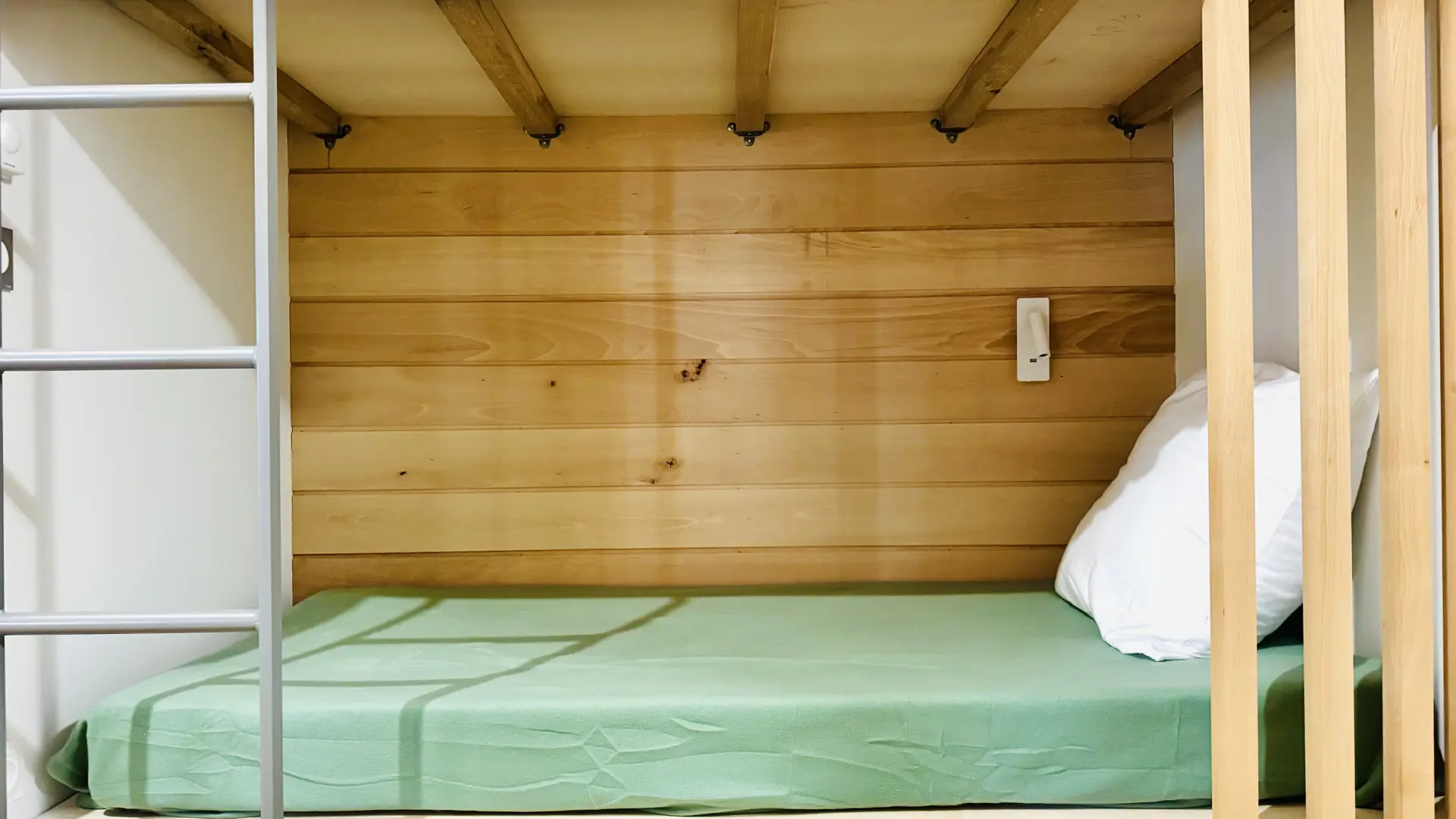 Espace couchage collectif jusqu'à 10 personnes