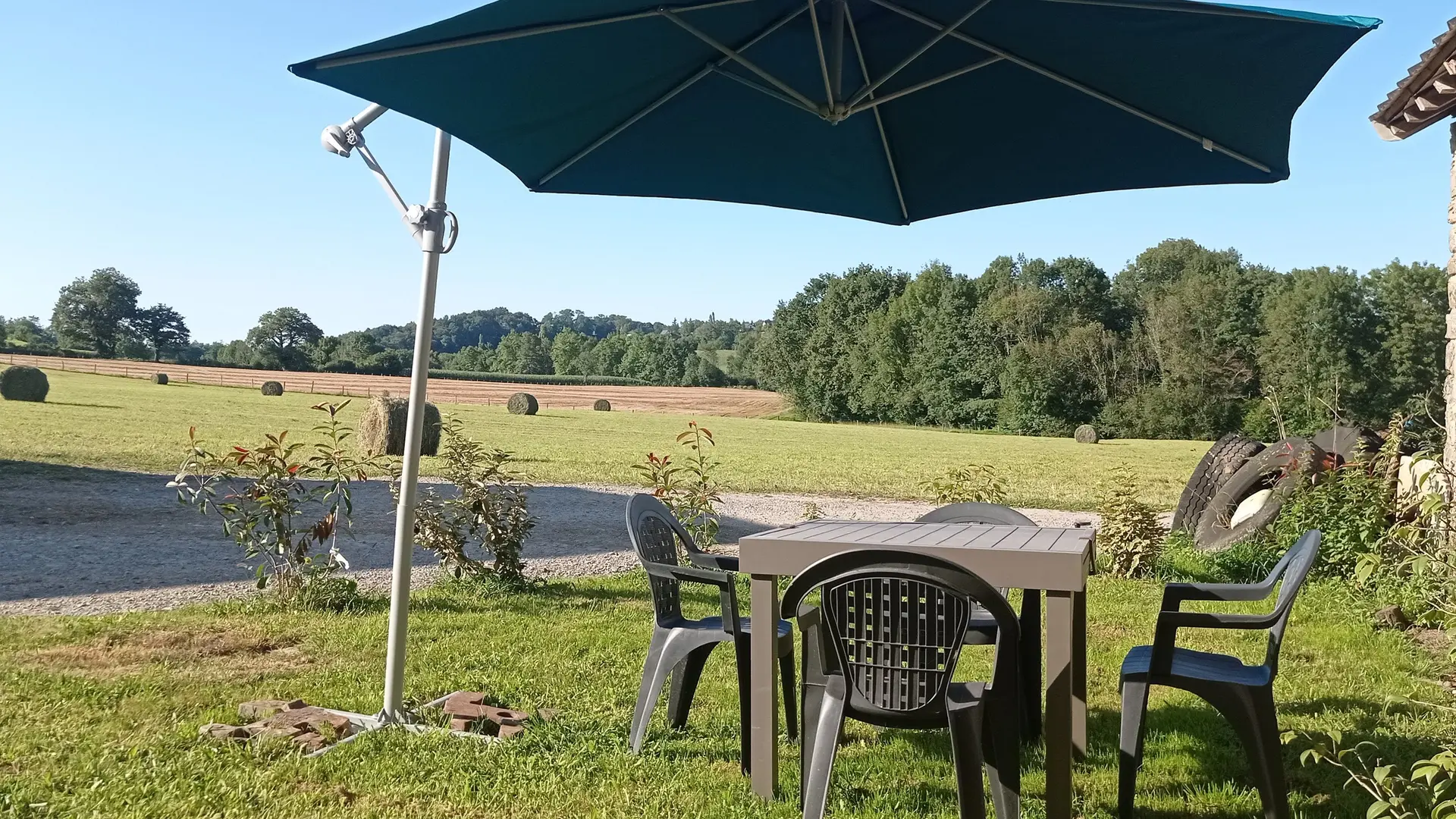 Gîte du Binet - Salon de jardin