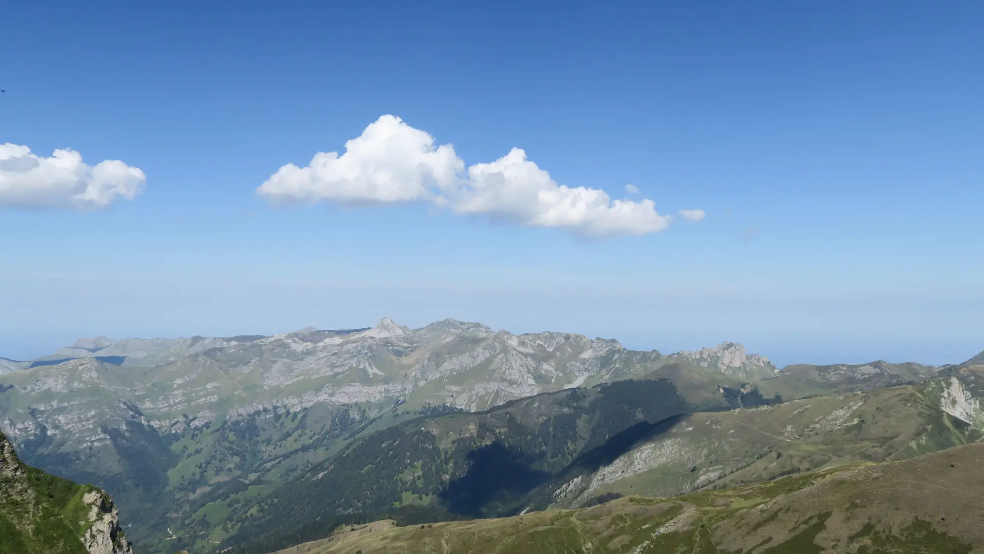 Lac du montagnon par le col d'Iseye