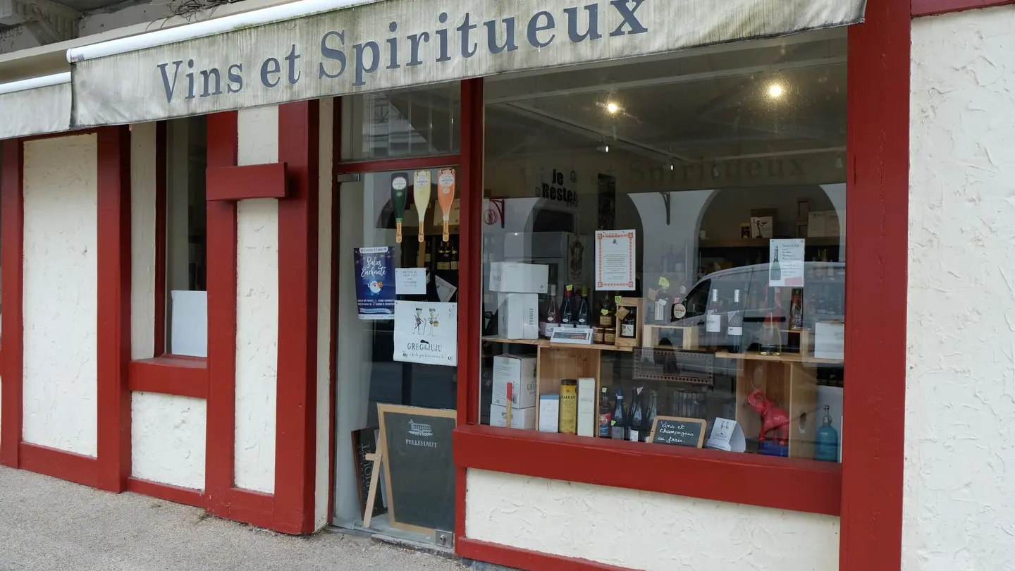 LES NOUVELLE CAVES LARQUIER