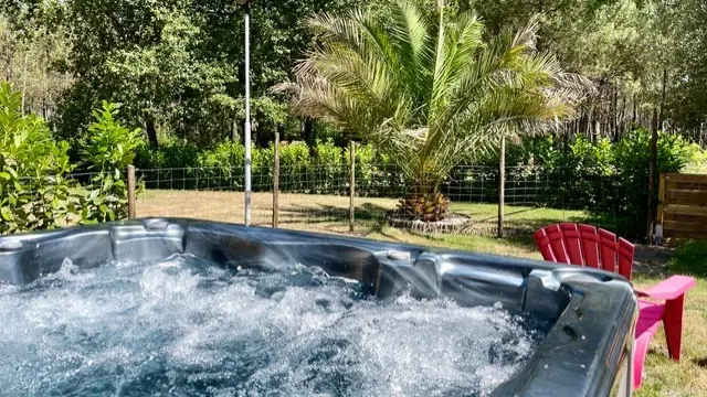 LEVIGNACQ_VAN VELDEN Christa_Ext (2)