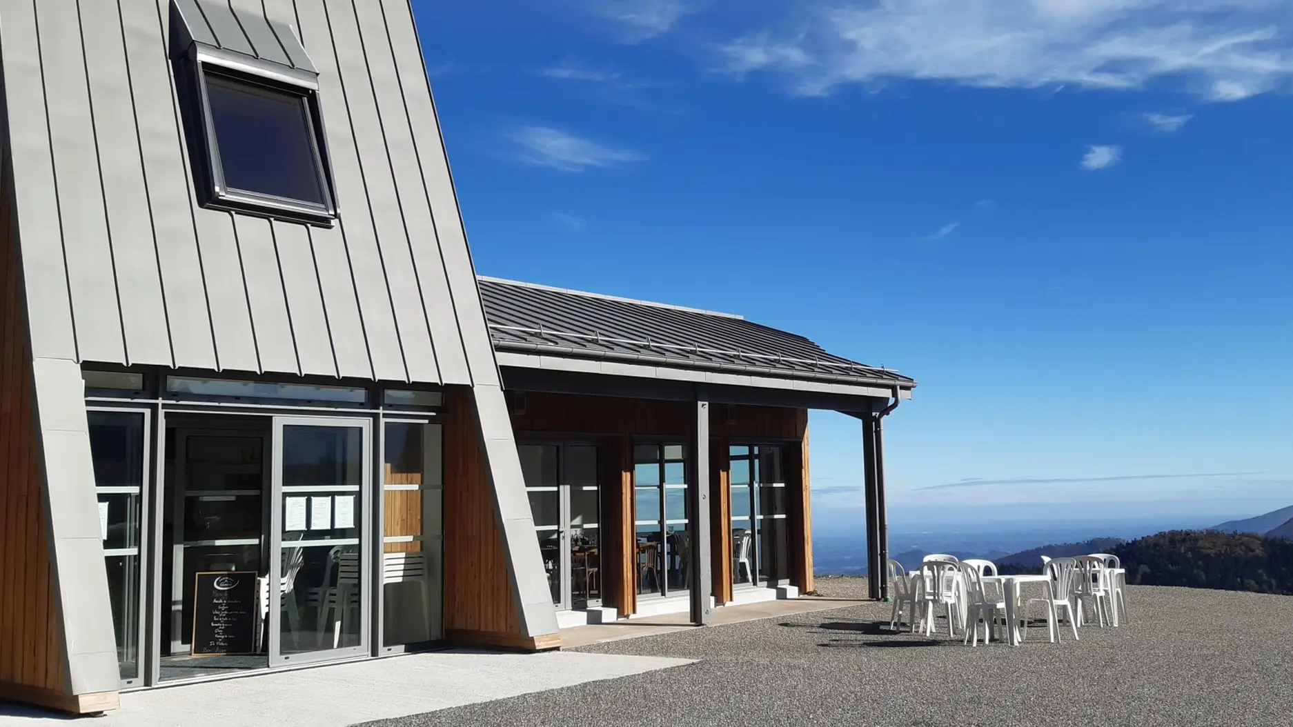 Restaurant Le Grand Tetras - Batiment - ISSARBE