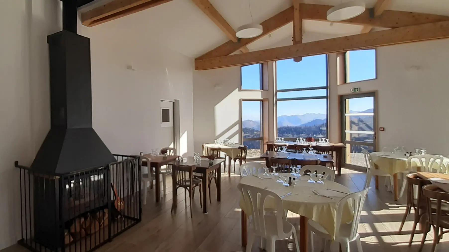 Restaurant Le Grand Tetras - Salle - ISSARBE